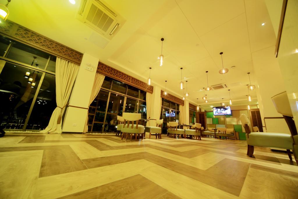 Hotel Africana Kampala Eksteriør billede