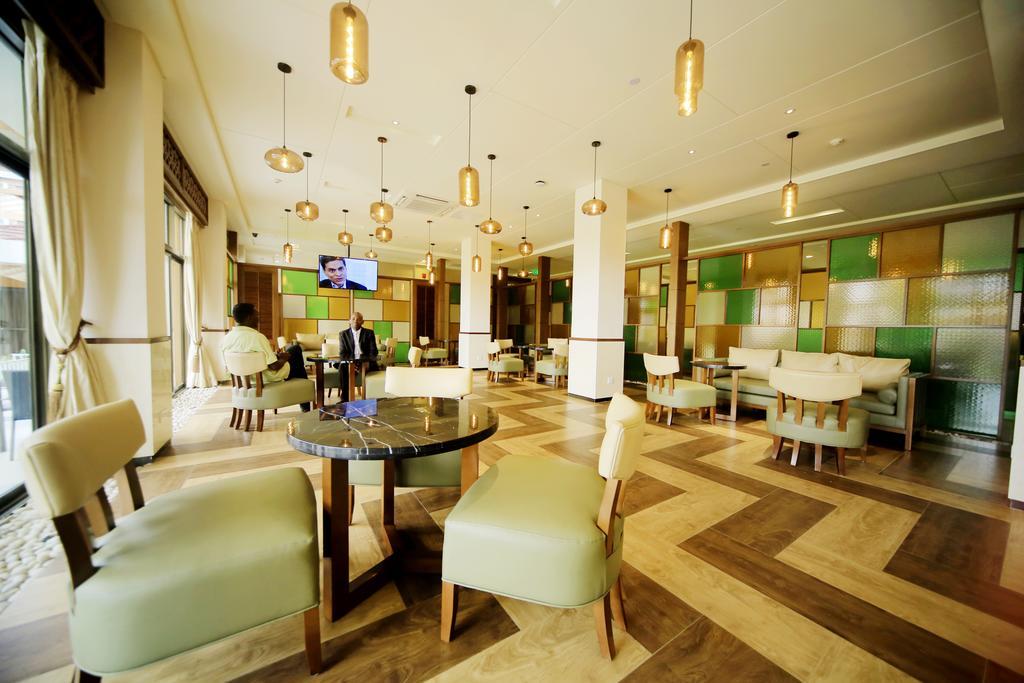Hotel Africana Kampala Eksteriør billede