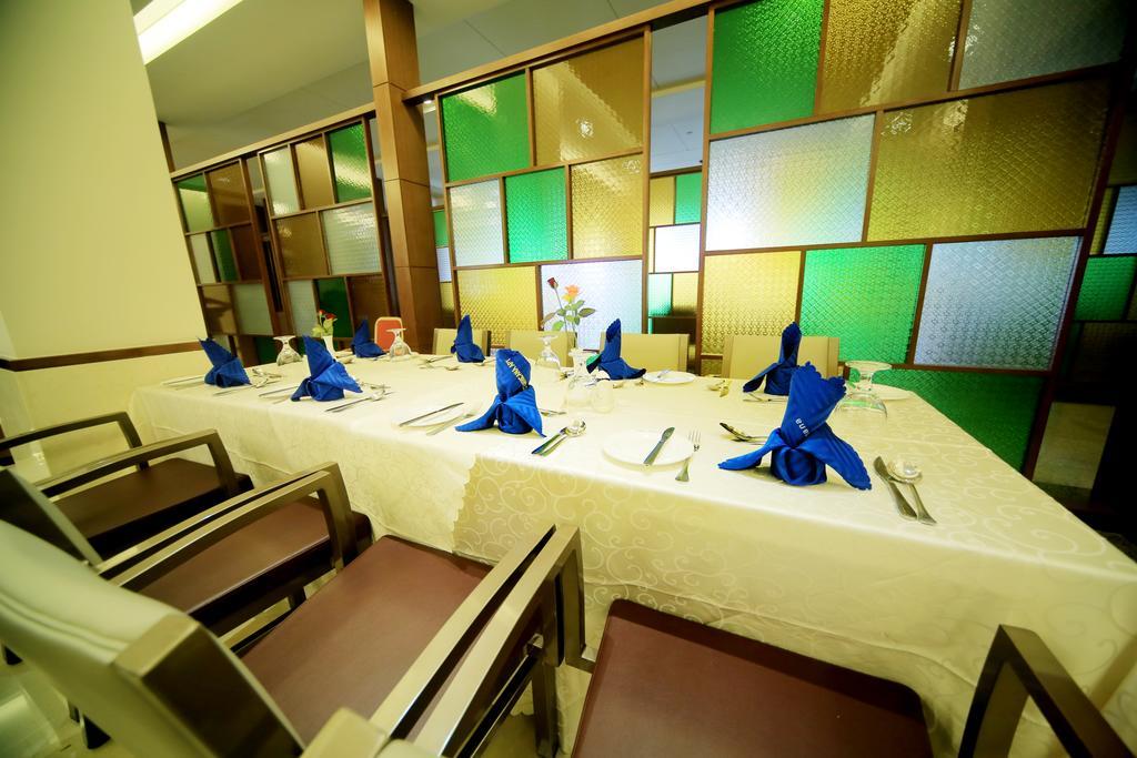 Hotel Africana Kampala Eksteriør billede