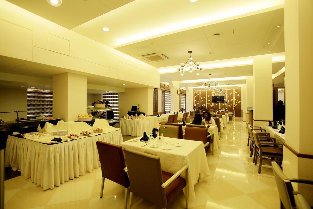 Hotel Africana Kampala Eksteriør billede