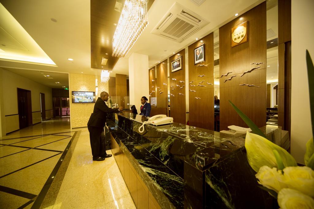 Hotel Africana Kampala Eksteriør billede