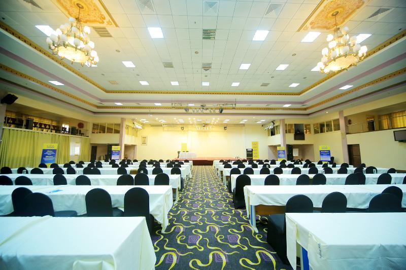 Hotel Africana Kampala Eksteriør billede