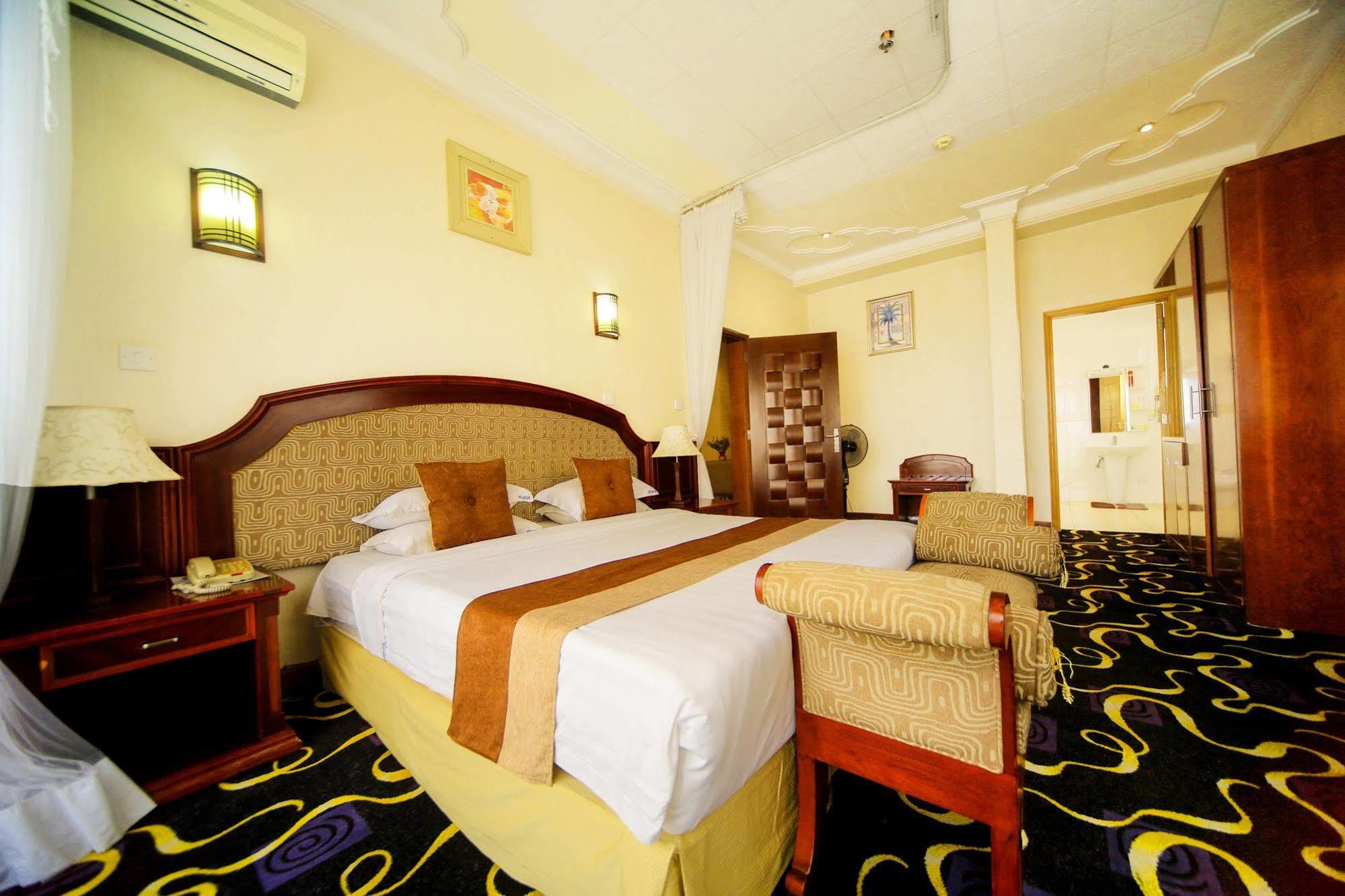 Hotel Africana Kampala Eksteriør billede