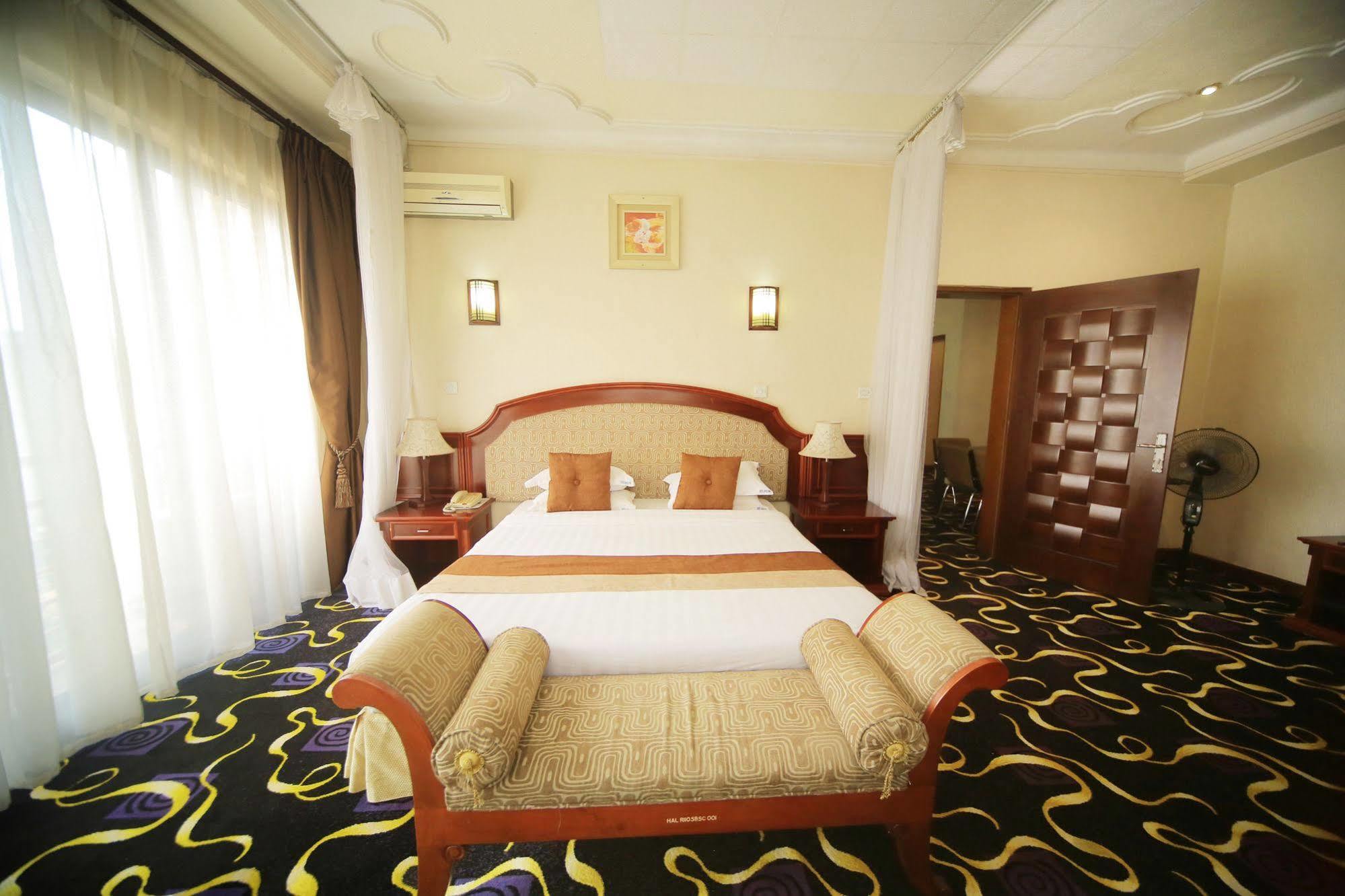 Hotel Africana Kampala Eksteriør billede